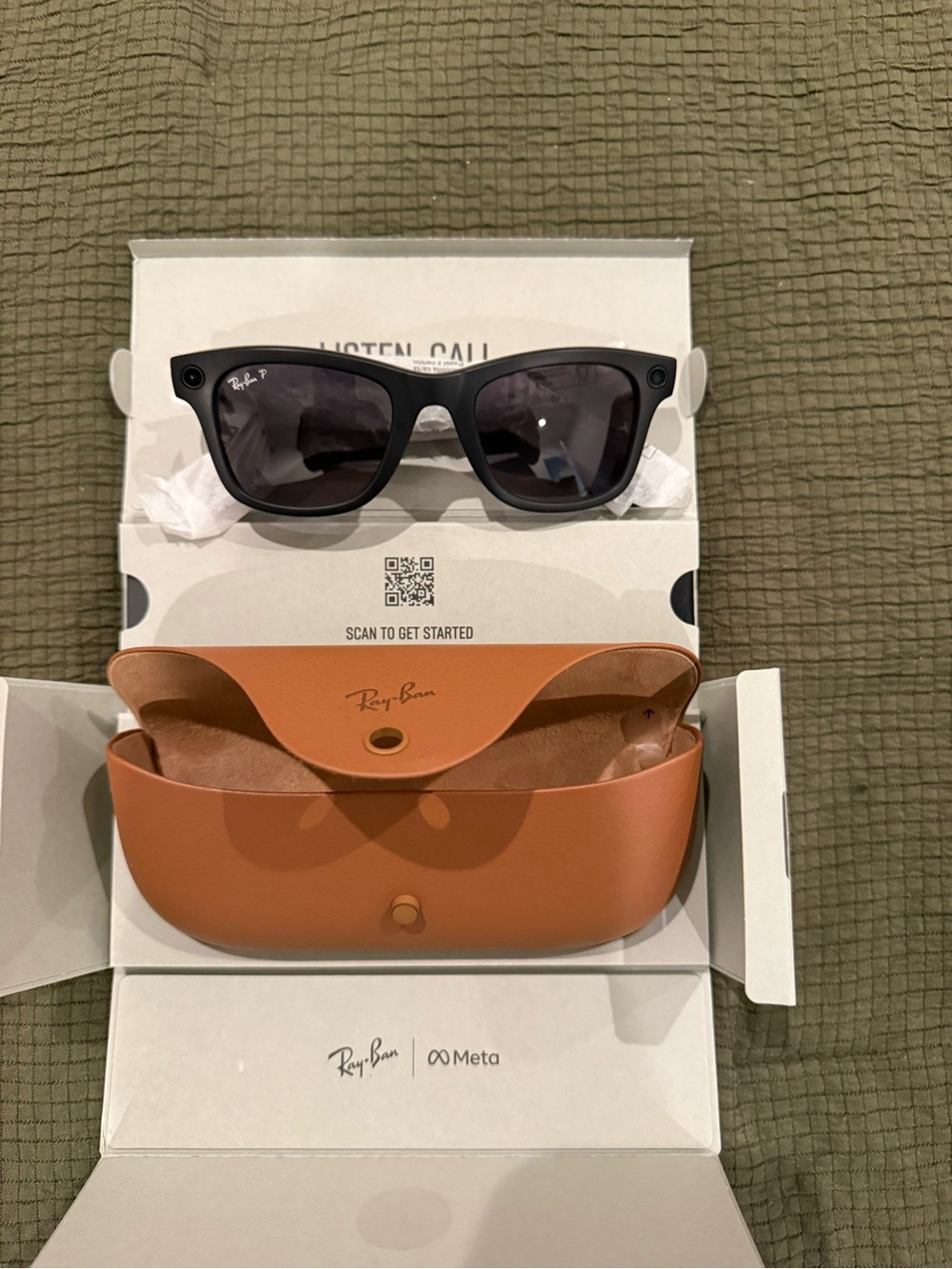 Ray Ban Meta Glasses - Picture 1 of 7